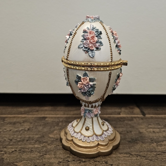 Vintage Lefton Royal Egg Music Trinket Box Hand Painted - Picture 6 of 7
